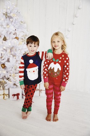 Jingle Bells: dress the baby for the New Year and not only