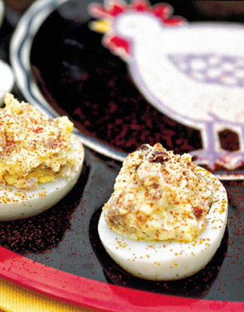 stuffed eggs, recipes, snacks, Easter dishes, Easter recipes, Easter, minced meat, holiday dishes