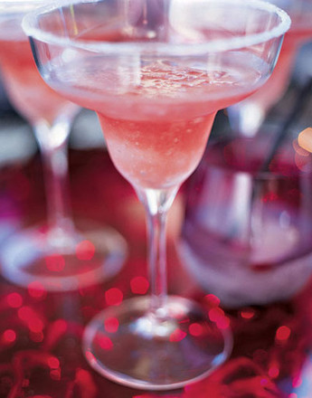 alcoholic cocktails, top, recipes, women's drinks, cocktails, March 8, holiday table, holiday party, home bar, photo