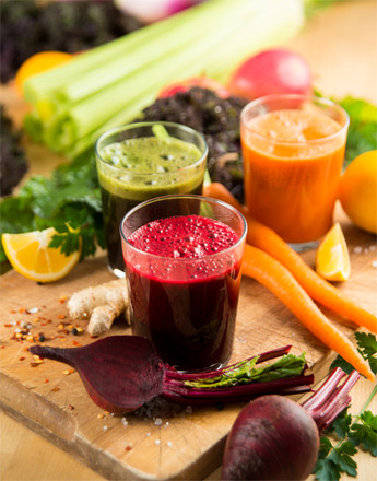 Vitamingetränk von Rüben und Karotten