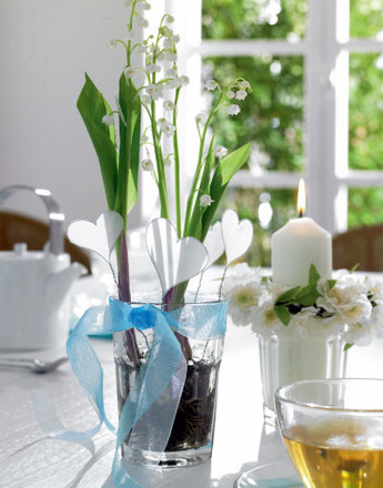 dekorationer, bord dekoration, festlig indretning, hvordan man dekorere et bord, ferie, friske blomster, tips, log hjem