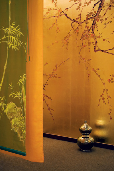 Plum Blossom, Japansk og Koreansk Samling Silke Twill, De Gournay, De Luxe Salon.