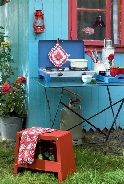 Landskabspleje på sommerhuset foto