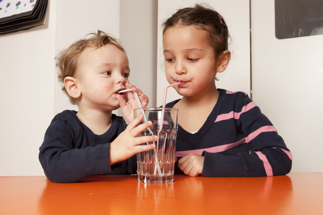 sauberes Wasser ist schädlich für Kinder