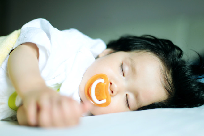 як відучити дитину засипати