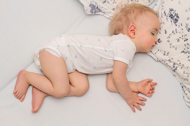 як укладати спати немовляти