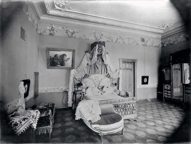 חדר שינה בבית N.A. טרנטייבה בנתיב פטרובסקי. אדריכל נ. איבנוב-שיט. 1900s.
