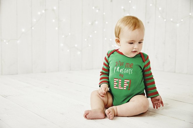 Jingle Bells: kleide das Baby für das neue Jahr und nicht nur