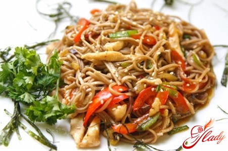 homemade noodles with chicken