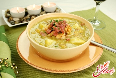pea soup with shank