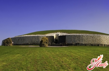 Newgrange - eine internationale archäologische Stätte
