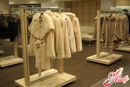 How to choose a fur coat from a shorn beaver