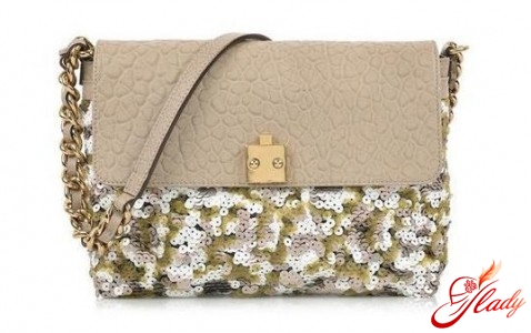 Clutch with paillettes for your New Year's image