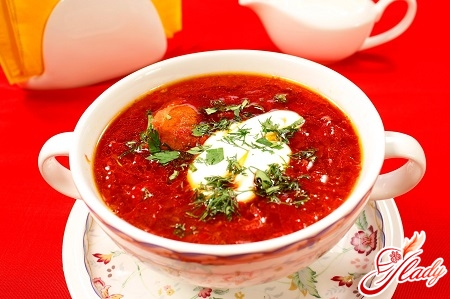 red borsch with cabbage