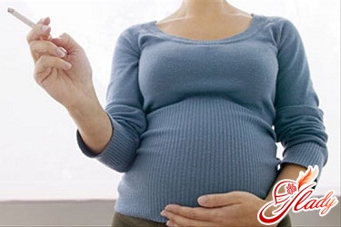 наслідки куріння під час вагітності