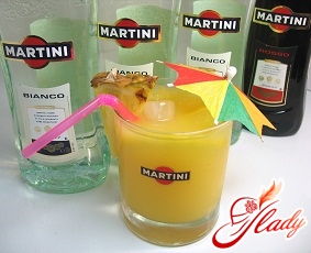cocktails with martini bianco
