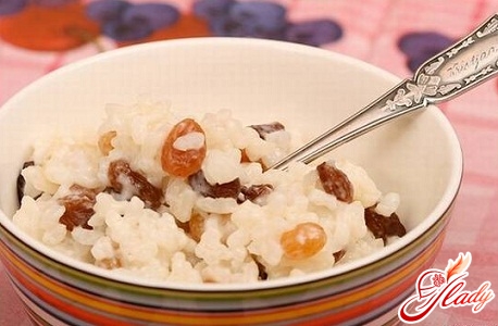 oatmeal with dried fruits