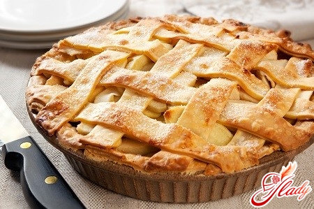 смачний пиріг з яблуками