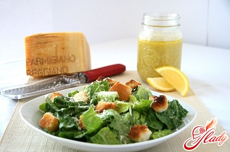 köstlicher Caesar Salat