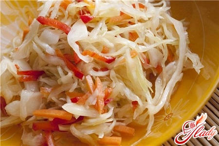 cabbage salad with cucumber