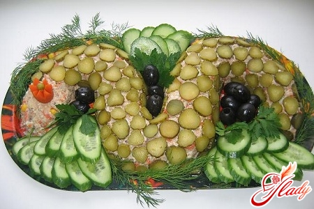 салат з маринованих огірків