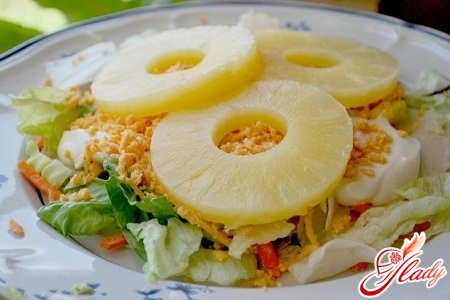 salad with pineapple canned