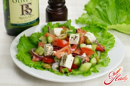 salad with brynza