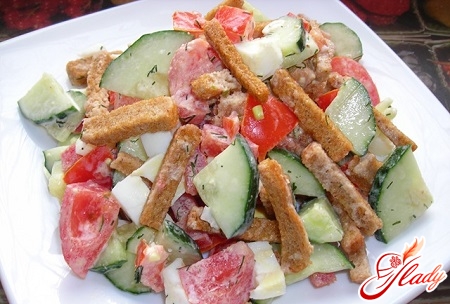 simple salads with cyruses