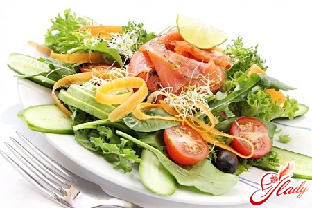 salads with cherry tomatoes