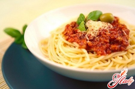 простий рецепт спагетті з фаршем