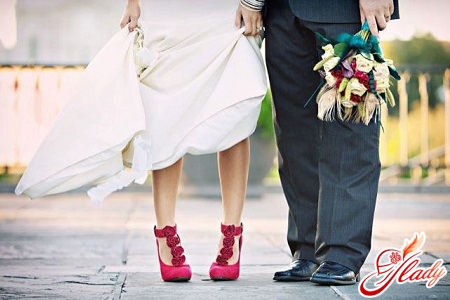 жіноча весільна взуття