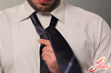 простий спосіб зав'язування краватки