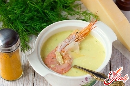 сирний крем суп з креветками