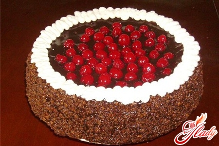 cake drunk cherry in chocolate