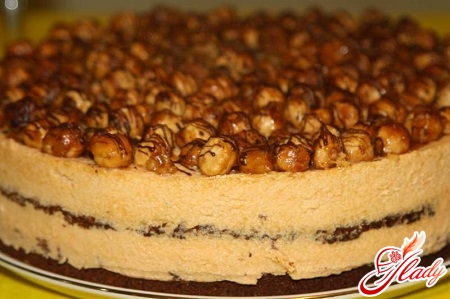 cake with condensed milk and nuts