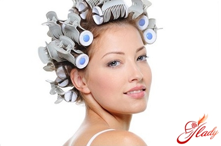 technology of hair styling on curlers
